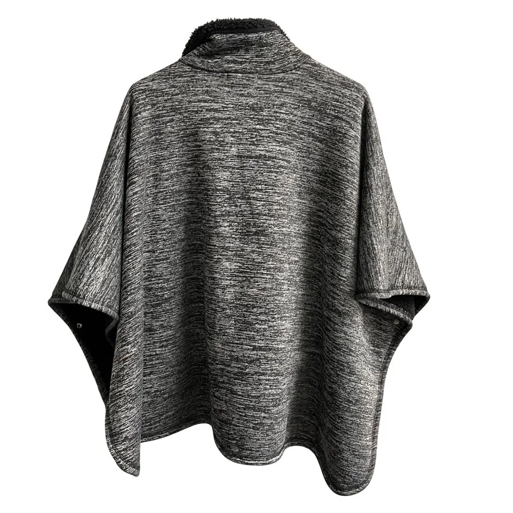 Calvin‎ Klein Poncho Wrap Womens OS Grey Marled Sherpa Lined Zip Front Pockets